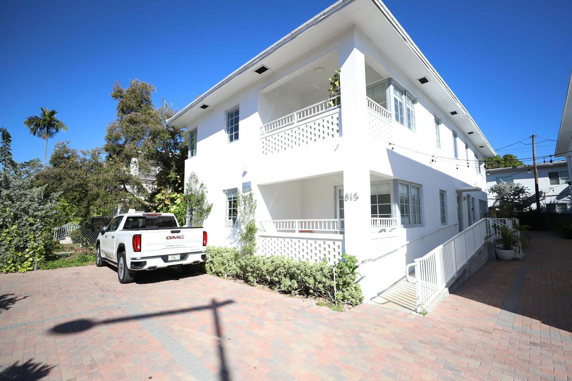 South Beach 2 Bedroom Family Pet Friendly Apartment With Free Parking On Premise Miami Beach Eksteriør billede