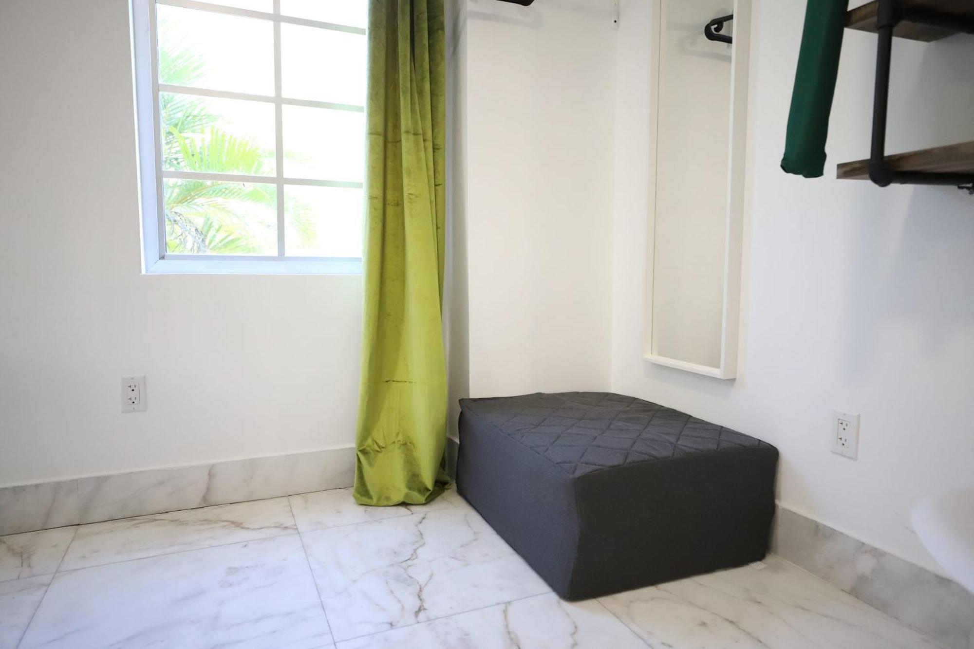 South Beach 2 Bedroom Family Pet Friendly Apartment With Free Parking On Premise Miami Beach Eksteriør billede